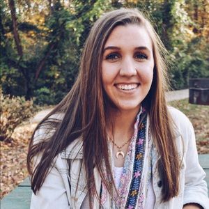 Meet your Posher, Alexandra